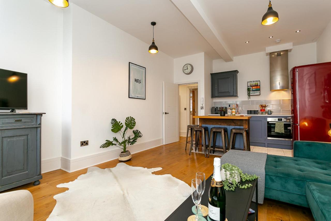 The Old School House Apartment Harrogate Bagian luar foto