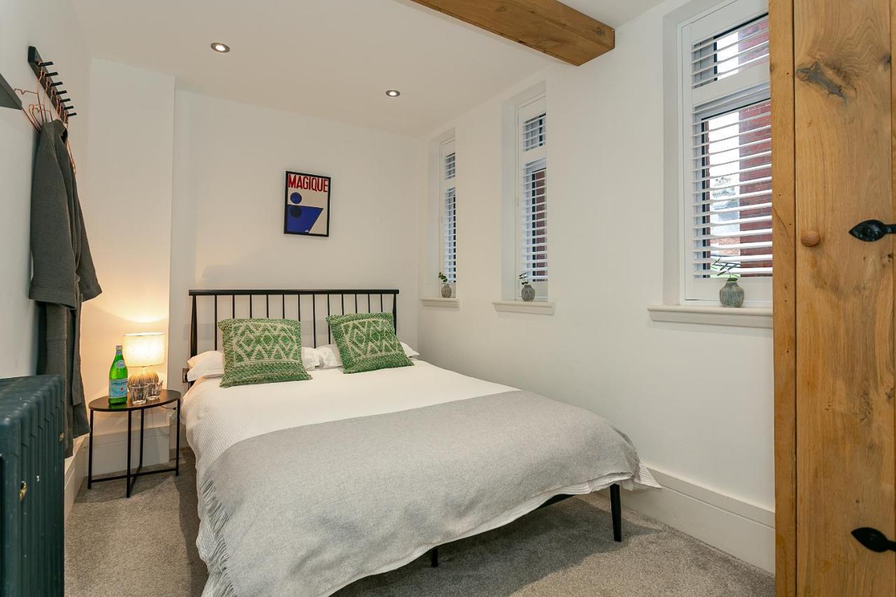The Old School House Apartment Harrogate Bagian luar foto